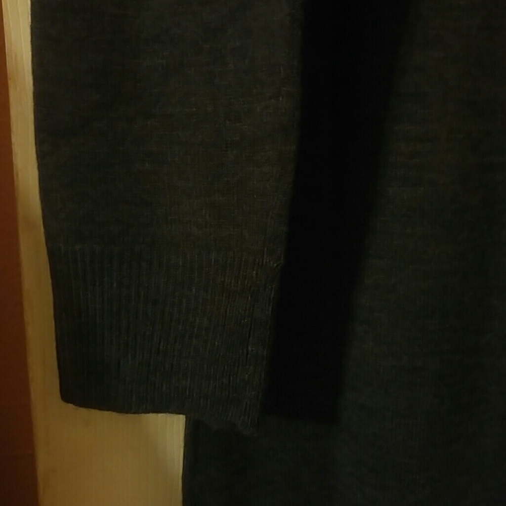 Dress - Picture 6 of 6